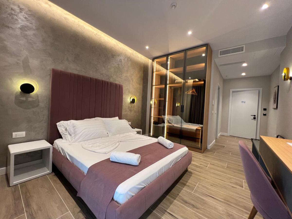 Domus Hotel & Apartments Shëngjin Εξωτερικό φωτογραφία